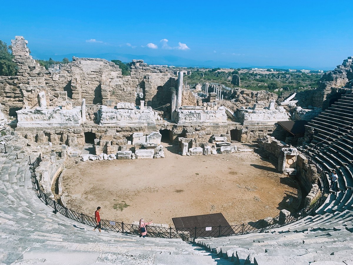 Side Airport Transfer Services – Premium Private Transfers from Antalya Airport to Side